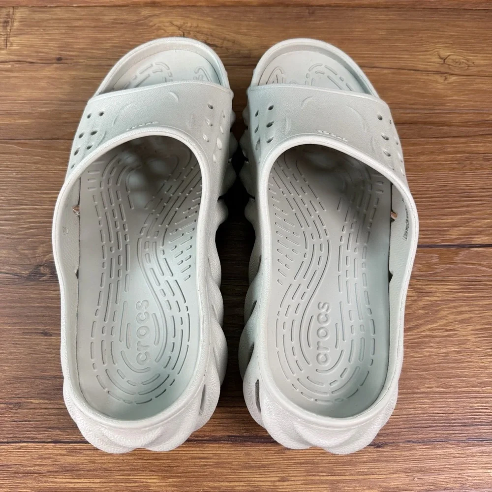 CROCS Echo Slide Sandals Women’s Size 10‎ Slip-On Shoes